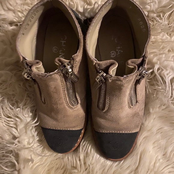 Chanel shoes - Picture 1 of 4